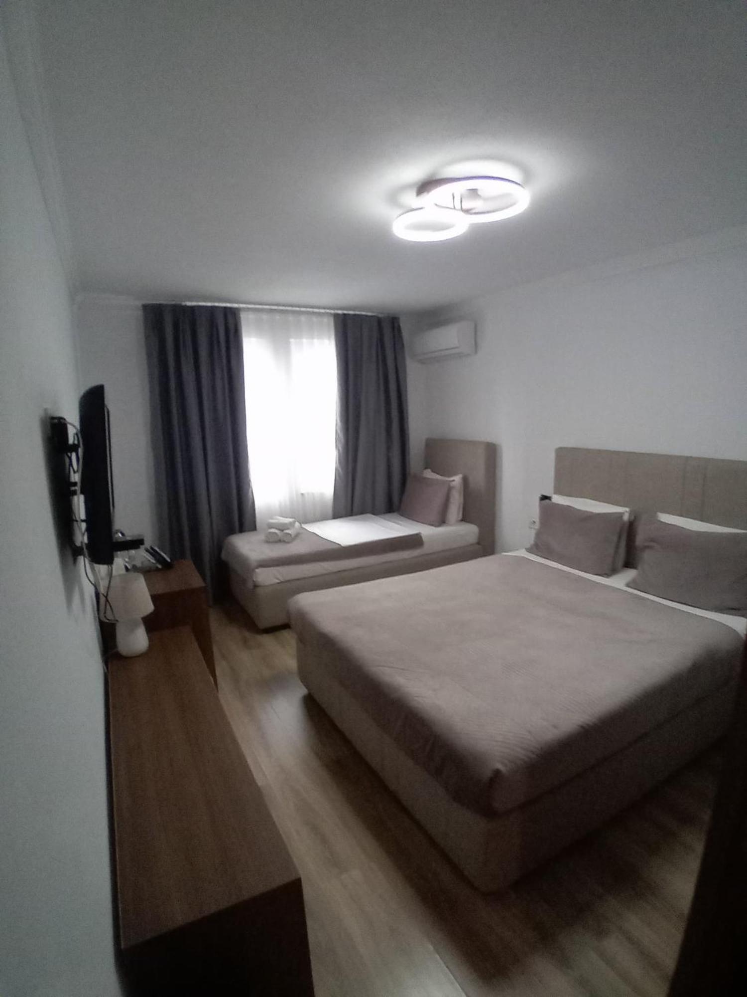 Hotel Driada Gjakova Exterior foto