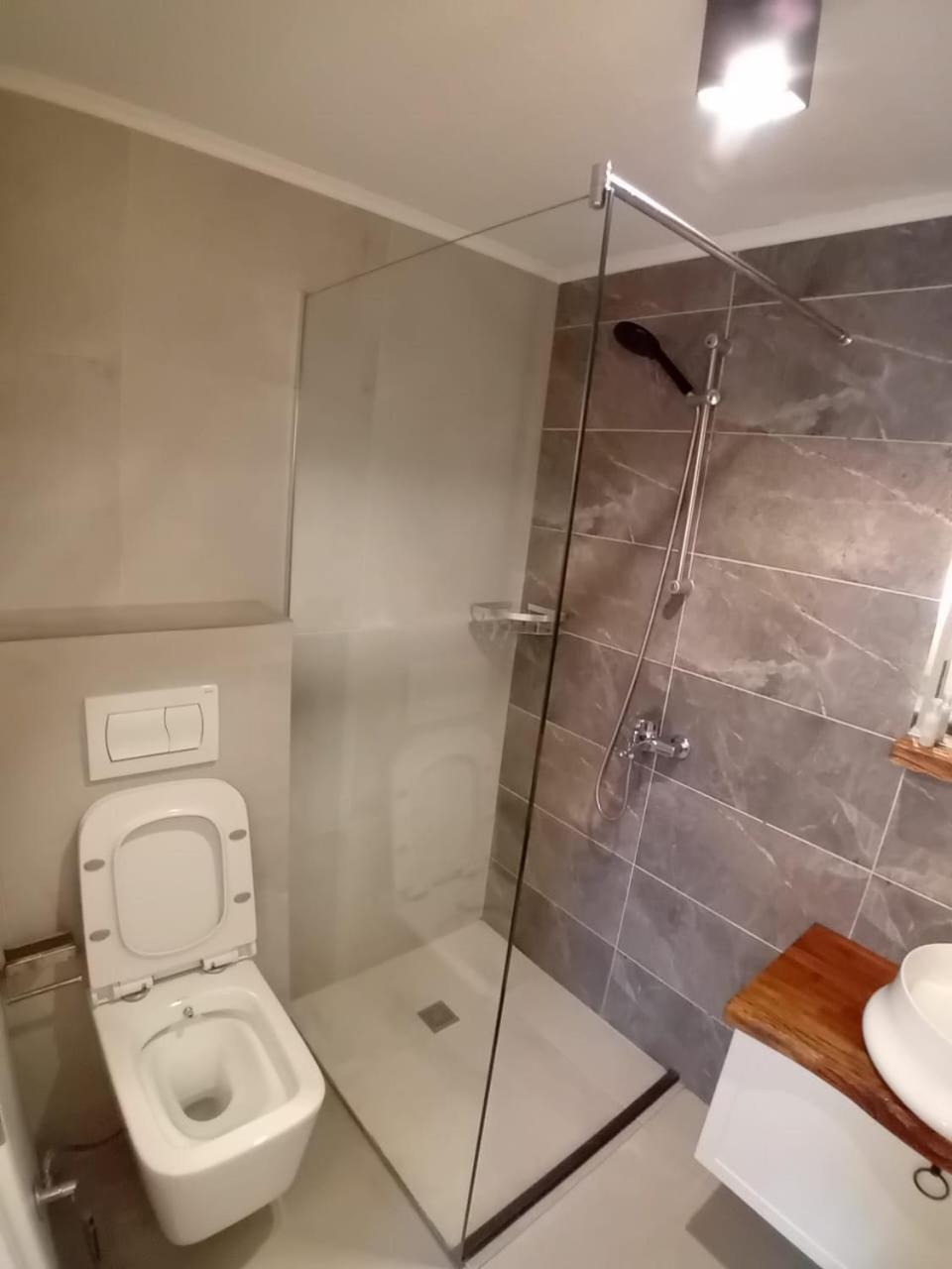 Hotel Driada Gjakova Exterior foto
